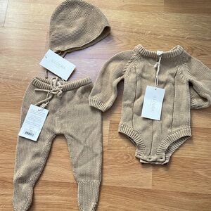 Illoura baby set bonnet and romper tallow size 0-3 baby knit bundle 3-6